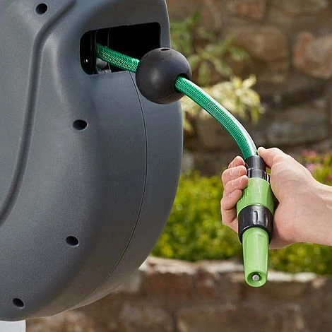 Garden Gear Premium Automatic Rewind Hose - Image 3